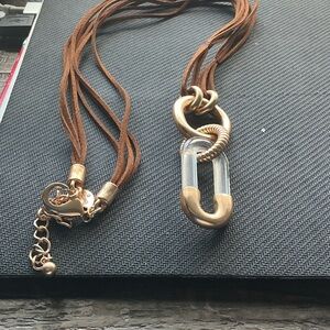 Elegant Gold and Brown Necklace